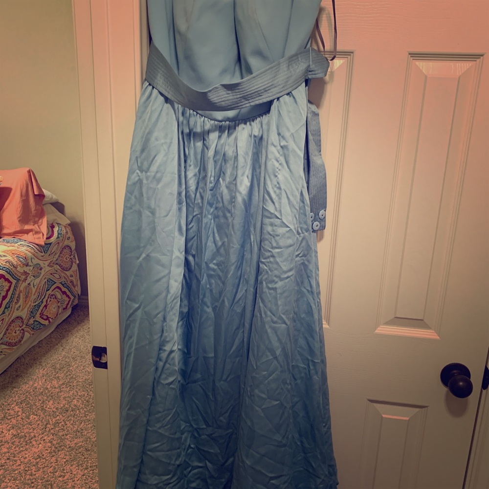 Vera Wang Bridesmaids Dress - Picture 2 of 5